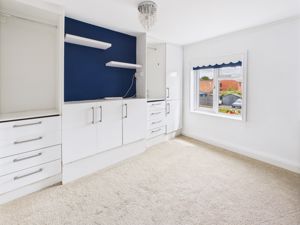 Bedroom- click for photo gallery